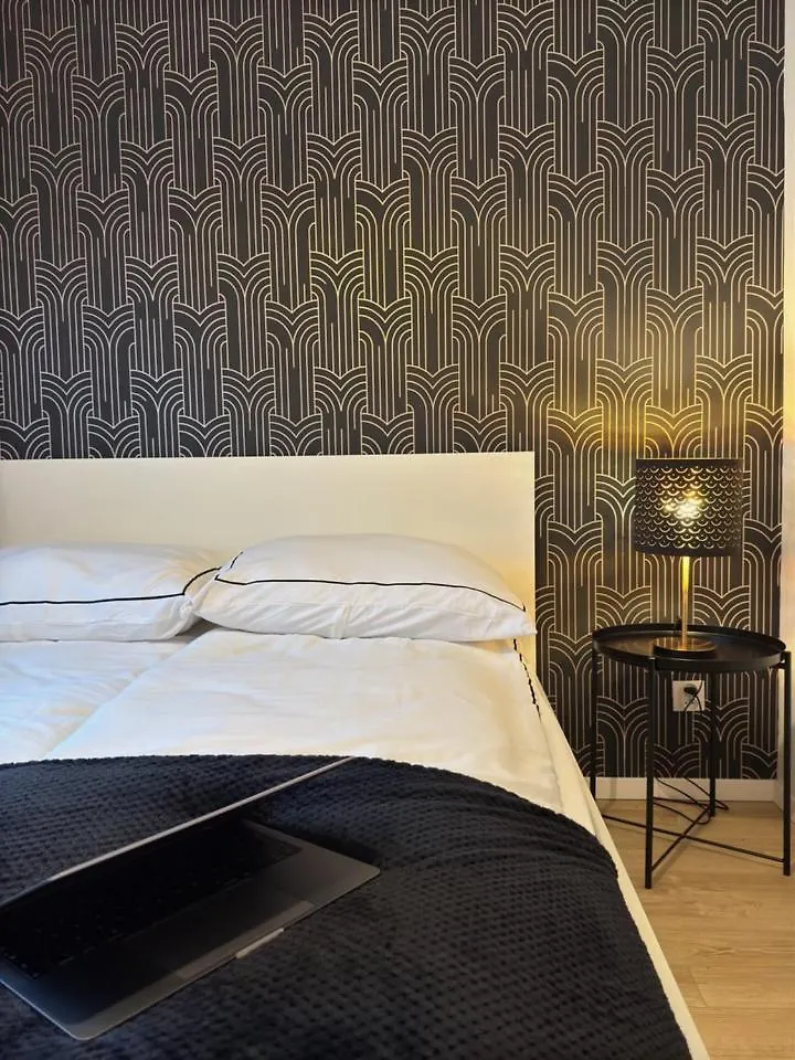 Nowolipie 16, City Center Apartment ワルシャワ